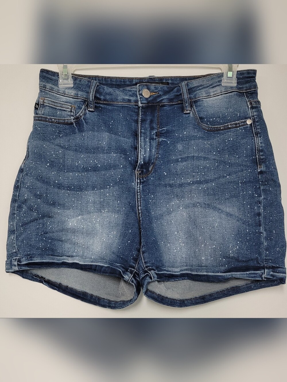 Judy Blue Women’s Dark Blue Speckled Denim Shorts 1X EC